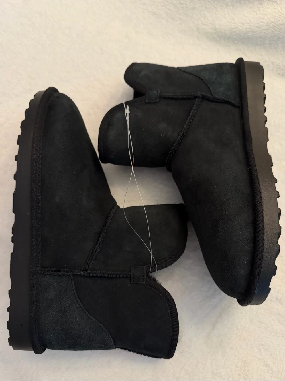 Kirkland Signature Black Short Shearling scalloped edge Boots women’s size 9